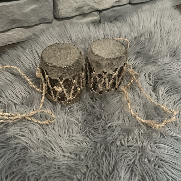Vintage hide drums - Picture 3 of 12